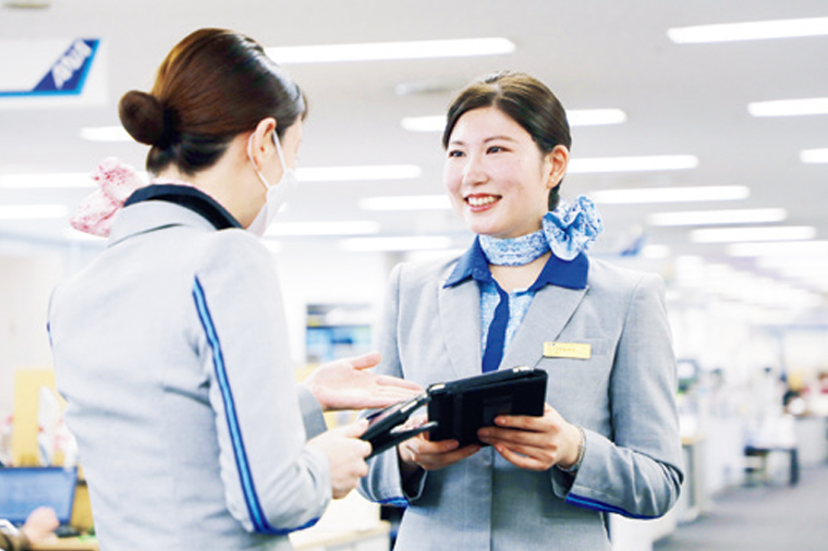 キャビンアテンダント(CA)