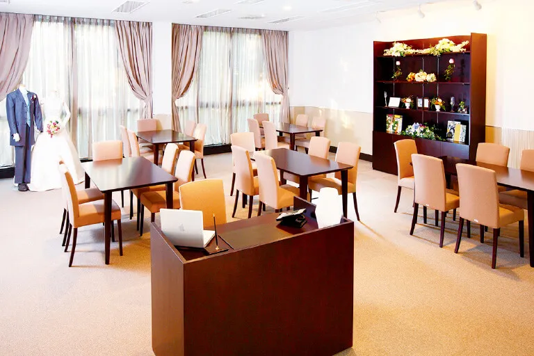 ブライダルサロン