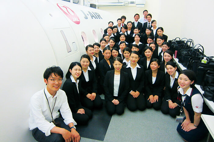 各業界のプロから、語学+専門技術を学べる!