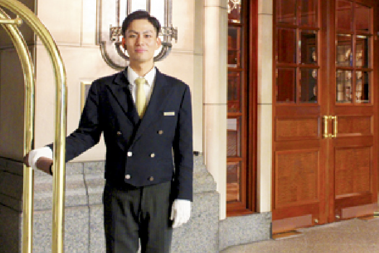 ベル・ドアスタッフ