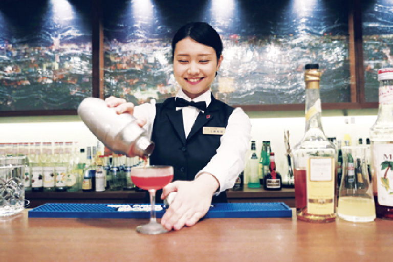 バーテンダー