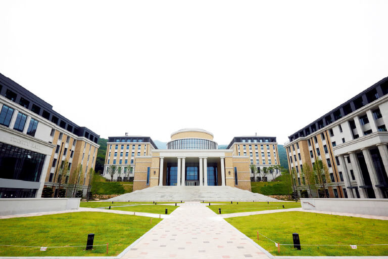 釡山外国語大学