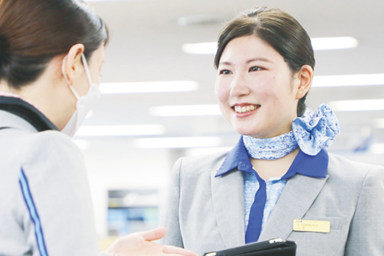 キャビンアテンダント